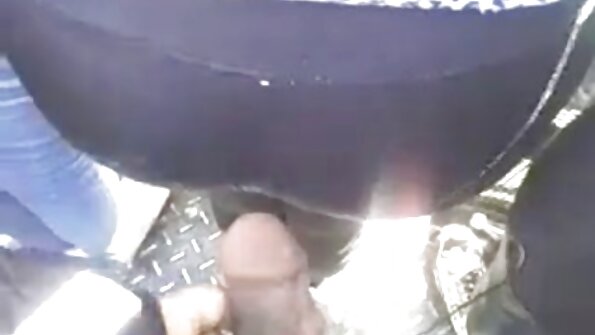 Sexo anal con la caliente morena rusa videos venezolanas sexo Aletta Black.