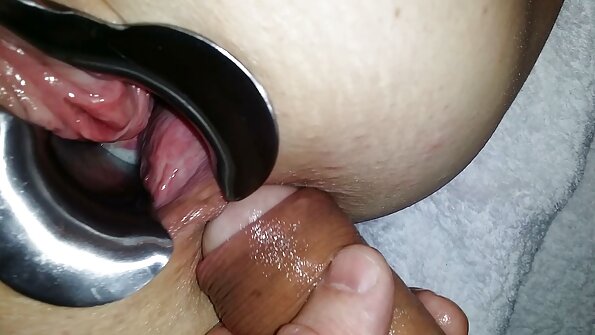 Pelirroja caliente ama el porno duro. omegle venezolana