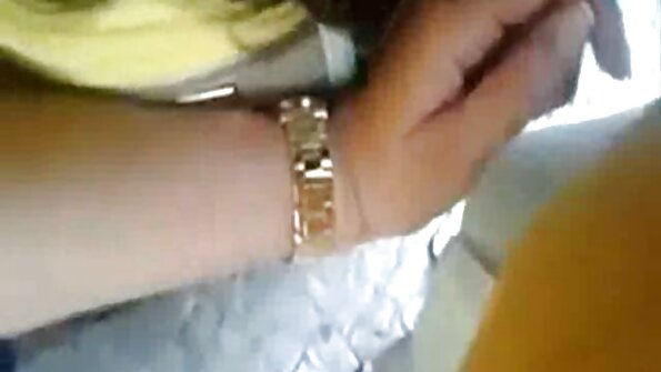 Sexo de jóvenes lesbianas videos pornos de venezuela en fitness en el gimnasio.