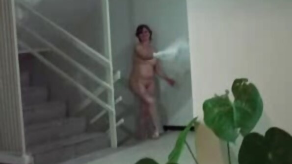 Analingus de un petardas venezolanas ama de casa preocupada y su amo