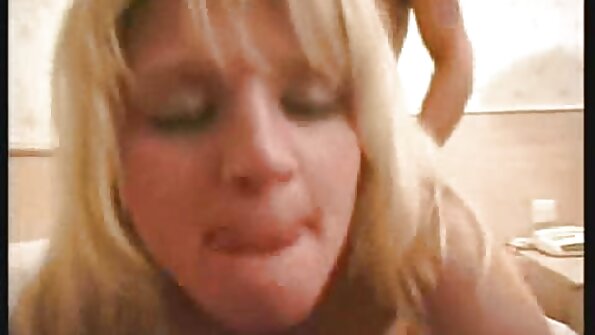 Sexo liceistas cojiendo oral de una pareja joven.
